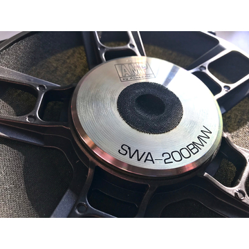 AMP SWA-200BMW (4 Om) - ракурс 2